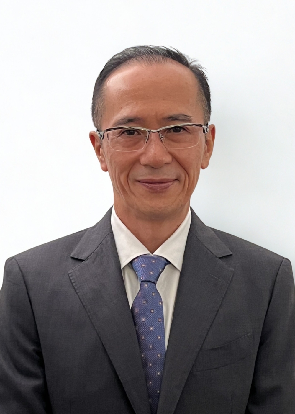 八木浩治総領事